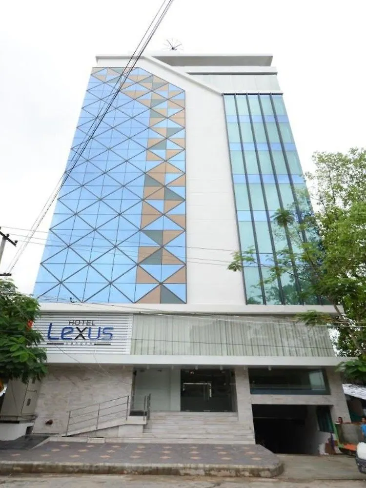 호텔 렉서스 양곤 3*,  미얀마